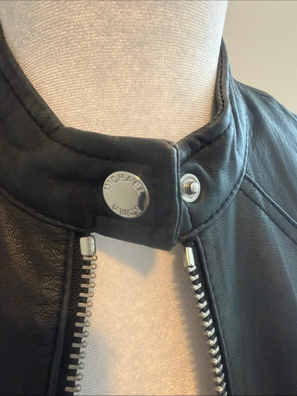 Michael Kors cropped black